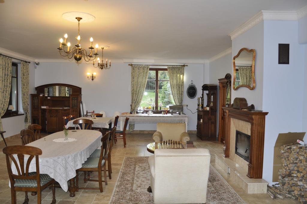 Lesna Polana Villa Старе Яблонки Екстериор снимка
