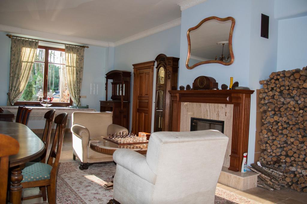 Lesna Polana Villa Старе Яблонки Екстериор снимка